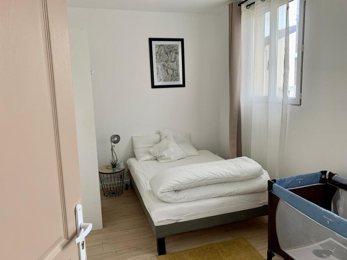 Agreable Maison Avec Parking Gratuit Sur Place. Σαιν-Ντενί Εξωτερικό φωτογραφία